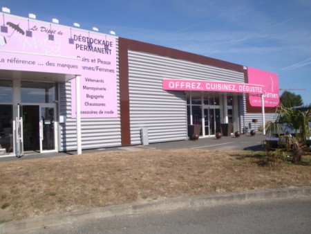 Notre voisin de droite